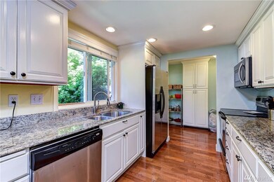 9801 234th St SW unit 2, Edmonds, WA 98020 - photo 6