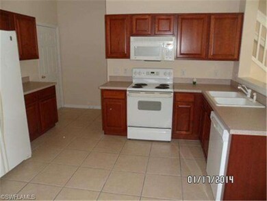 916 Hampton Cir, Naples, FL 34105 - photo 3