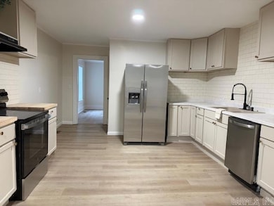 126 S Harrison St, de Witt, AR 72042 - photo 3