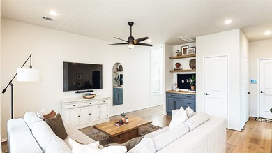 4018 Delta Rose St, Houston, TX 77018 - photo 7