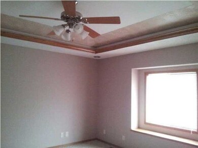 MASTER BEDROOM CEILING