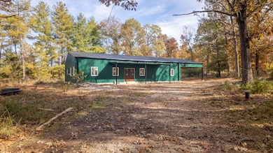 3 bed 4 bath house on 30 acres001
