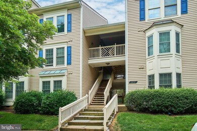 12233 Fairfield House Dr unit 201B, Fairfax, VA 22033 - photo 3