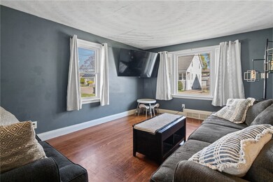 51 Benedict St, Pawtucket, RI 02861 - photo 6