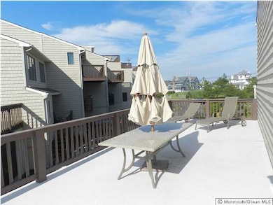 17 Meredith Ct unit C8, Monmouth Beach, NJ 07750 - photo 2