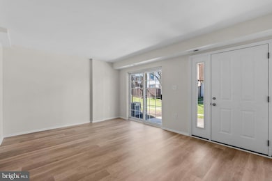 2362 Sun Valley Cir unit 2, Silver Spring, MD 20906 - photo 6