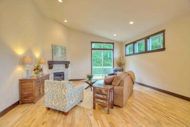 798 Daley St, Edmonds, WA 98020 - photo 5