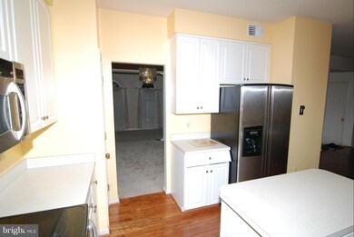 6668 Dasher Ct, Columbia, MD 21045 - photo 6