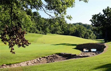 Play unlimited golf 6 days a week