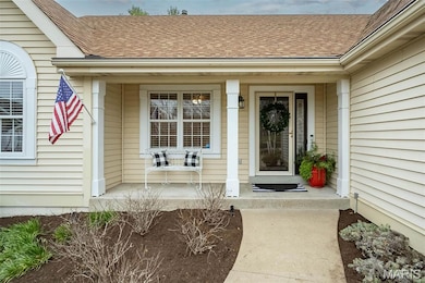 563 Beacon Point Ln, Grover, MO 63040 - photo 4