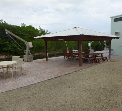 Big Entertaining Area