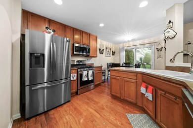 650 Hawley Dr unit 4384, Oswego, IL 60543 - photo 2