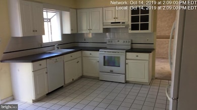 106 Shelly Ln, Delran, NJ 08075 - photo 2