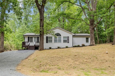928 Bunting Rd, Asheboro, NC 27205 - photo 2