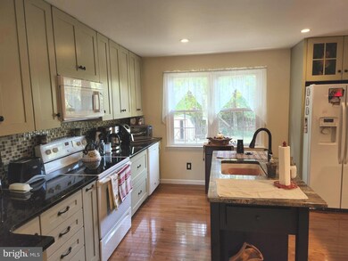 40 Tanglewood Dr, Langhorne, PA 19047 - photo 7