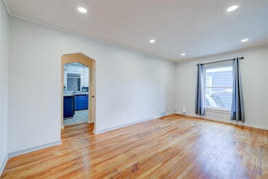 6013 Crown Ln, Des Moines, IA 50311 - photo 3