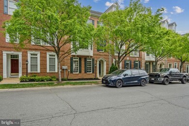 42470 Legacy Park Dr, Ashburn, VA 20148 - photo 2