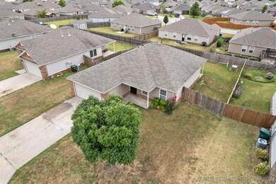 9258 S 254th East Ave, Broken Arrow, OK 74014 - photo 2