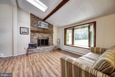 4501 Oakleigh Dr, Manchester, MD 21102 - photo 5