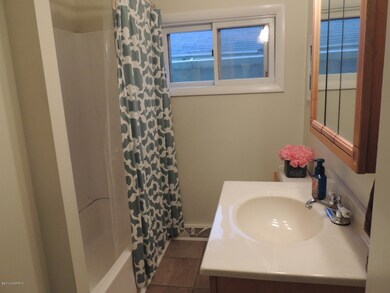 144 S Grant St, Cedar Springs, MI 49319 - photo 6