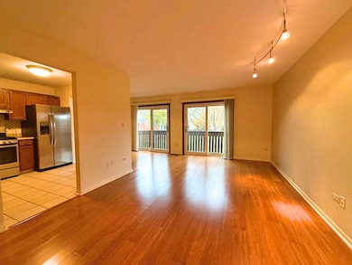 966 Cumberland Ct unit B2, Roselle, IL 60172 - photo 2