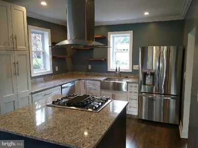 2415 Chesterfield Ave, Baltimore, MD 21213 - photo 4