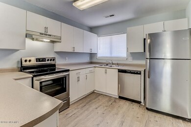 5233 Sundance Way Unit 201
