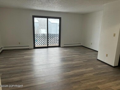1916 Beaver Place unit 5, Anchorage, AK 99504 - photo 2