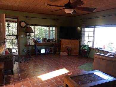 590 W Camino Yucca, Oracle, AZ 85623 - photo 4