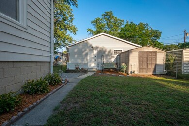 143 N Ernest St, Griffith, IN 46319 - photo 2