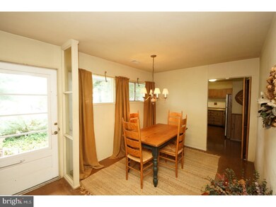 182 Kendall Rd, Kendall Park, NJ 08824 - photo 3