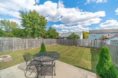 1504 October Ridge Ct, Columbus, OH 43223 - photo 4