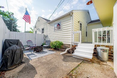 818 Elaine Rd, Columbus, OH 43213 - photo 5