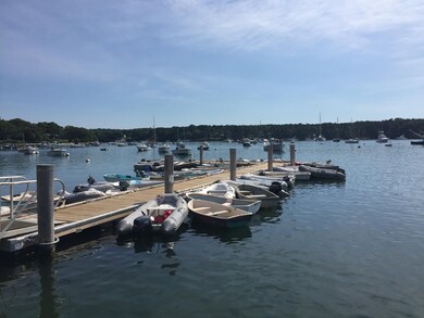 01 Four Way, Vineyard Haven, MA 02568 - photo 4