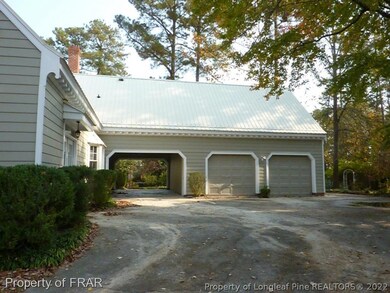 2 Car Gar & Drive Thru Carport