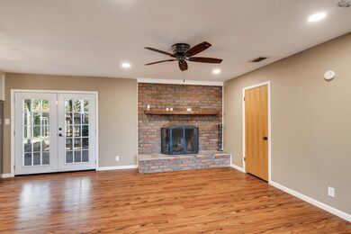 1902 Eden Ln, Wichita Falls, TX 76306 - photo 5