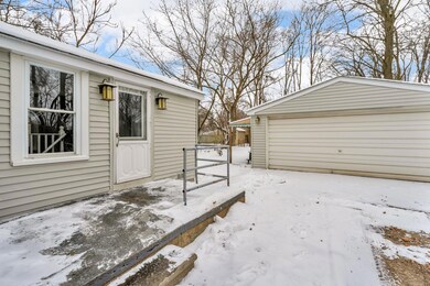 5-web-or-mls-40 Danforth St White Lake 1