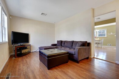 21 Spruce Rd, Howell, NJ 07731 - photo 4