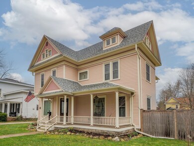 310 E Bridge St-102