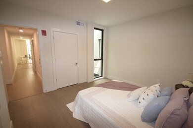 Forecaster 121 unit 702, Boston, MA 02114 - photo 4