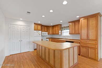 9-web-or-mls-We Snap Real Estate_4109 Ma