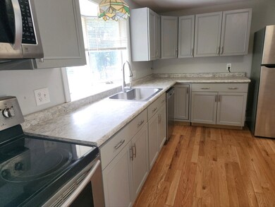 143 Concord St, Nashua, NH 03064 - photo 7