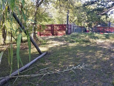 53 W Parnell St, Denison, TX 75020 - photo 6