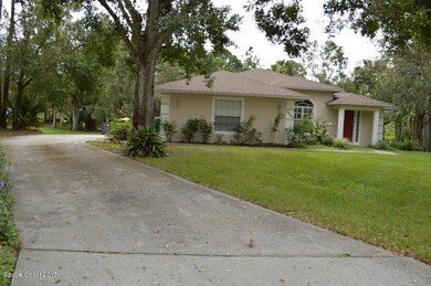 Driveway to 2-Car Garage