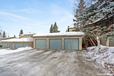 209 W 22nd Ave