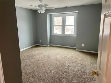 74 Tennis Plaza Rd unit 32, Dracut, MA 01826 - photo 5