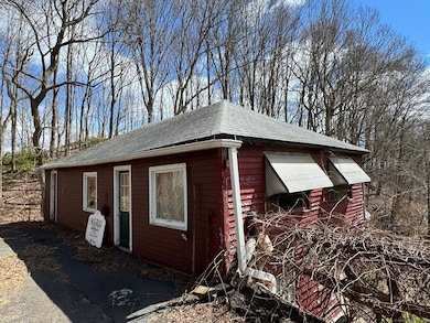 111 & 111A Laurel St, East Haven, CT 06512 - photo 5