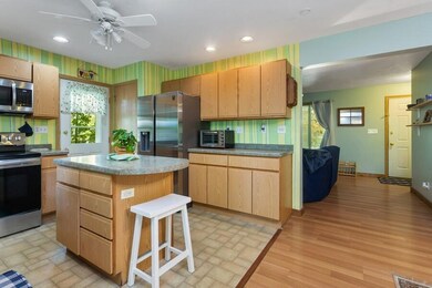 07_12476SpruceSt_177001_Kitchen_LowRes