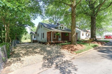 502 Mccoy St, Reidsville, NC 27320 - photo 4