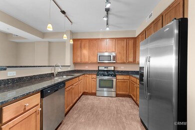 2 Itasca Place unit 420, Itasca, IL 60143 - photo 7